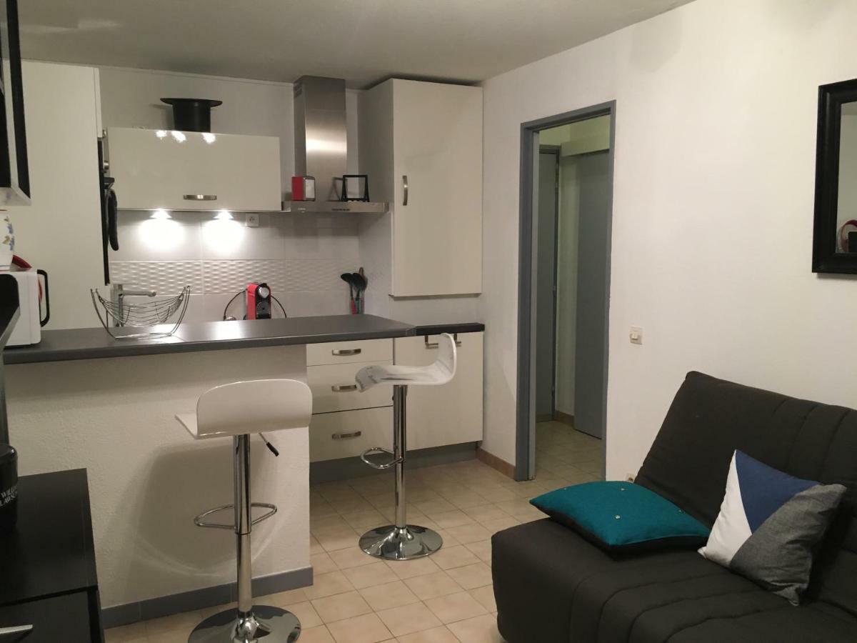 T2 Rez De Jardin 300M Plage De Beaucours Sanary Sur Mer エクステリア 写真